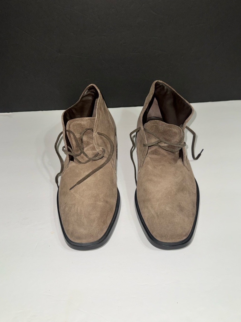 Tod's I Men’s I Suede I Chukka Boots in Taupe